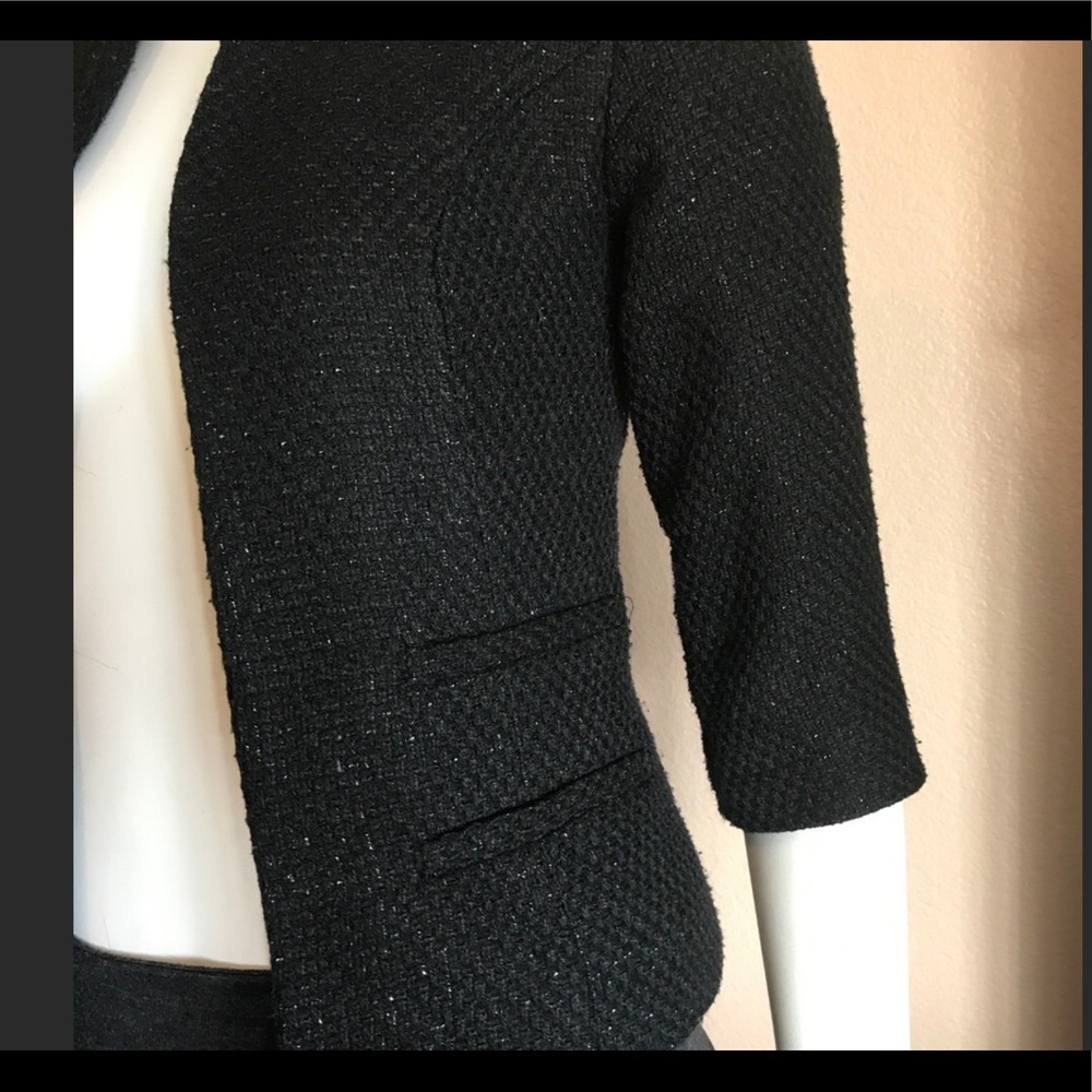 Blazer - Picture 4 of 7